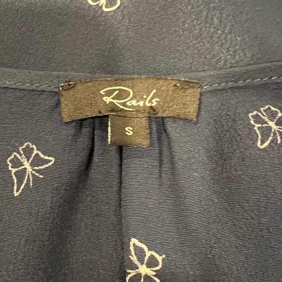 Rails Beaux Ruffle Waist Blouse In Navy White Butterflies NWOT (S) - Picture 7 of 9